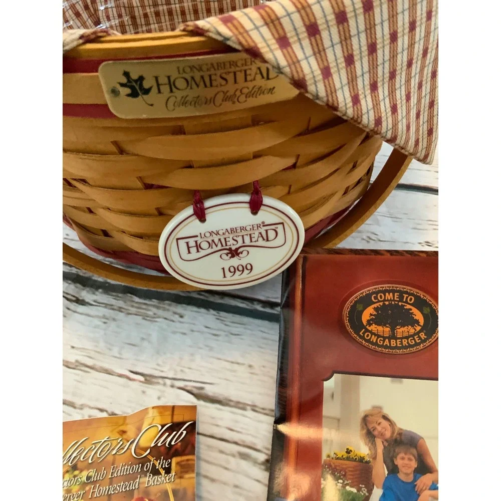 Longaberger 1999 Collectors Club Homestead Basket Liner Protector Booklets